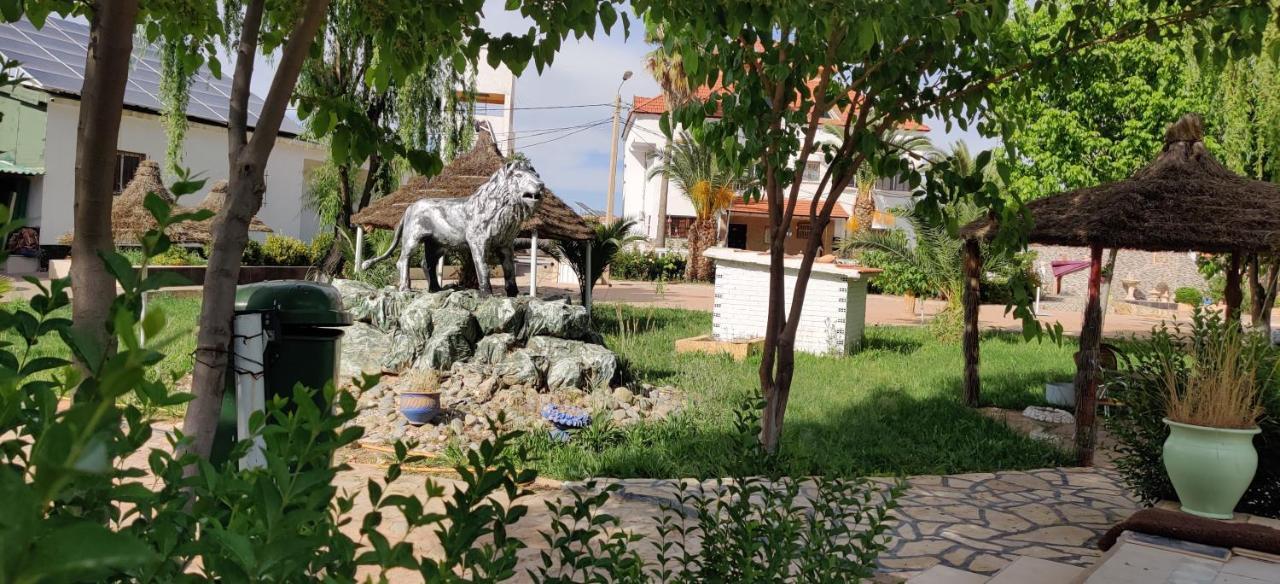 Le Vallon Vert - Club Equestre Azrou Exterior foto