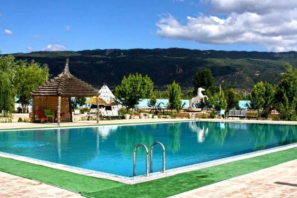 Le Vallon Vert - Club Equestre Azrou Exterior foto